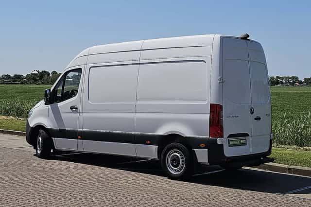 Mercedes-Benz Sprinter (2021) thumbnail 5