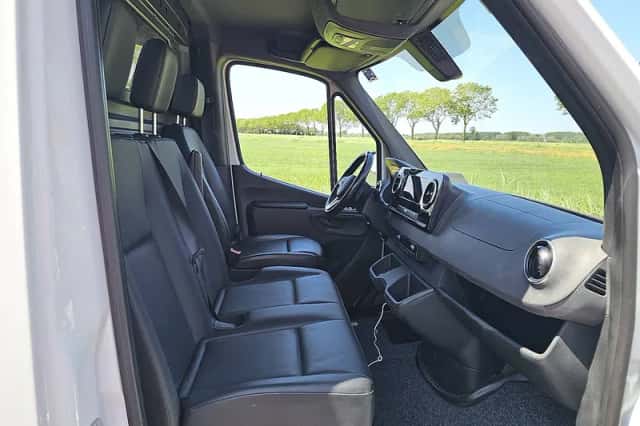 Mercedes-Benz Sprinter (2021) thumbnail 6