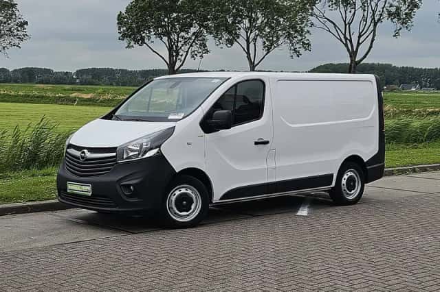 Opel Vivaro (2017) thumbnail 2