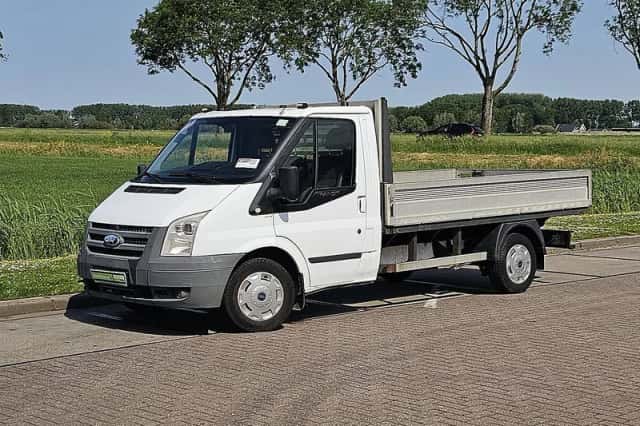 Ford Transit (2010) thumbnail 2