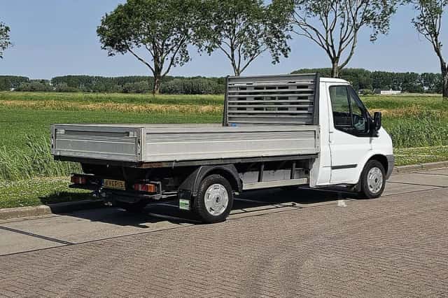 Ford Transit (2010) thumbnail 3