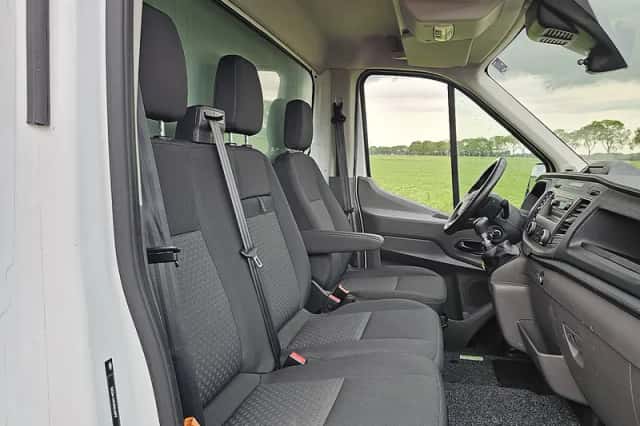 Ford Transit (2022) thumbnail 6