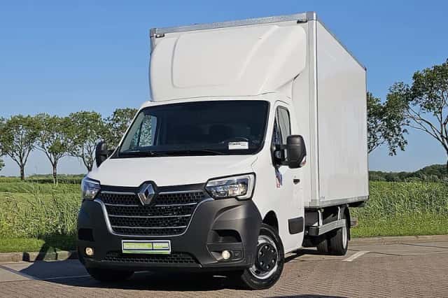 Renault Master (2024) thumbnail 1