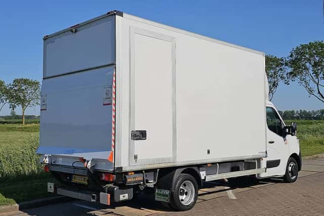 Renault Master (2024) thumbnail 3