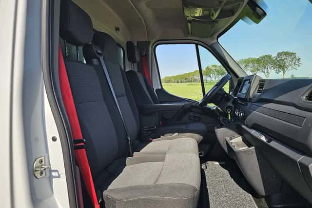 Renault Master (2024) thumbnail 6