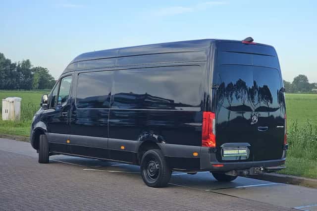Mercedes-Benz Sprinter (2021) thumbnail 5