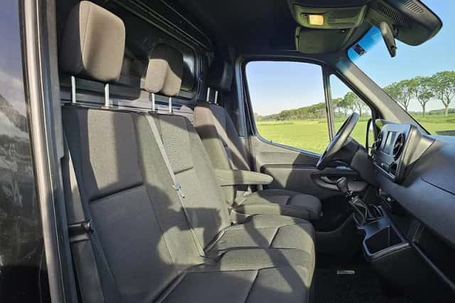 Mercedes-Benz Sprinter (2021) thumbnail 6