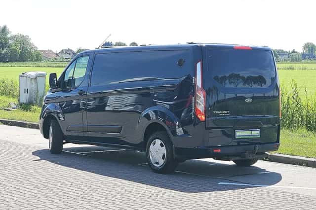 Ford Transit (2019) thumbnail 5