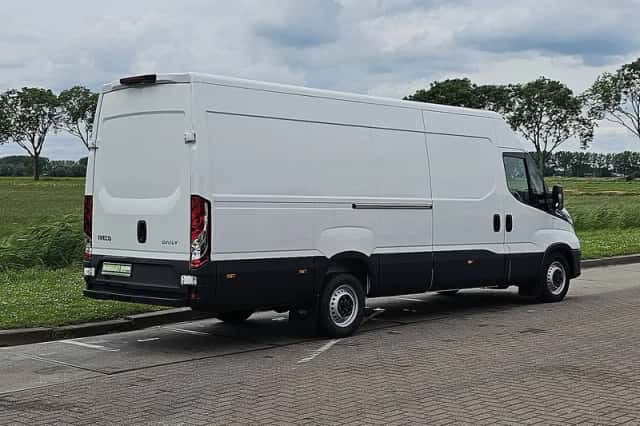 Iveco Daily (2023) thumbnail 3