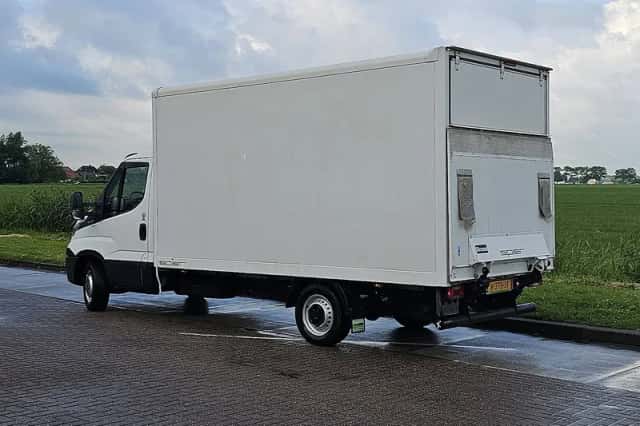 Iveco Daily (2015) thumbnail 5