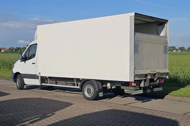 Mercedes-Benz Sprinter (2022) thumbnail 5