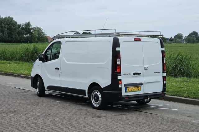 Renault Trafic (2019) thumbnail 5