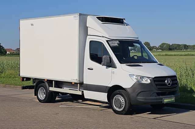 Mercedes-Benz Sprinter (2022) thumbnail 4