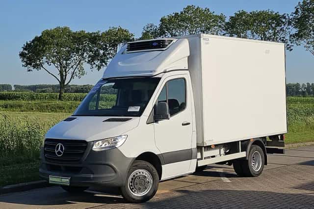 Mercedes-Benz Sprinter (2021) thumbnail 2