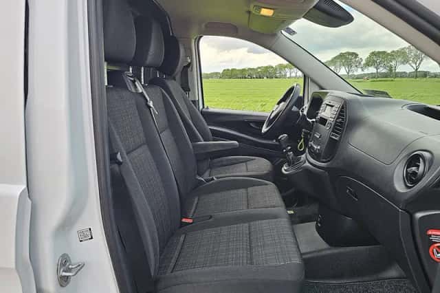 Mercedes-Benz Vito (2020) thumbnail 6