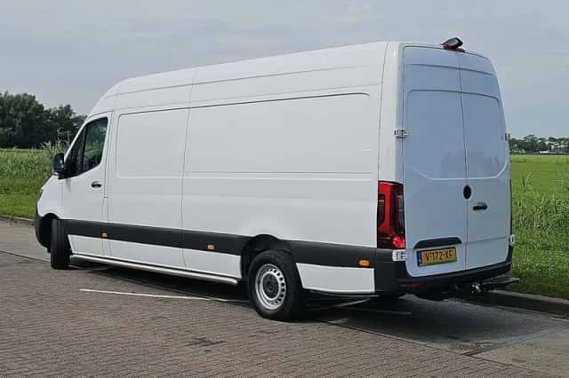 Mercedes-Benz Sprinter (2019) thumbnail 5