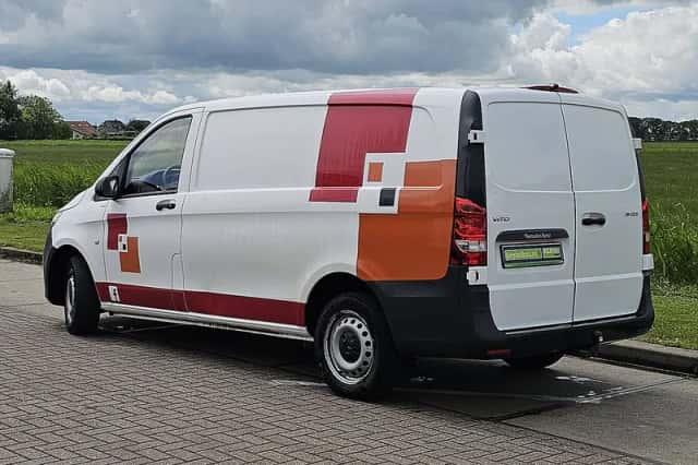 Mercedes-Benz Vito (2017) thumbnail 5