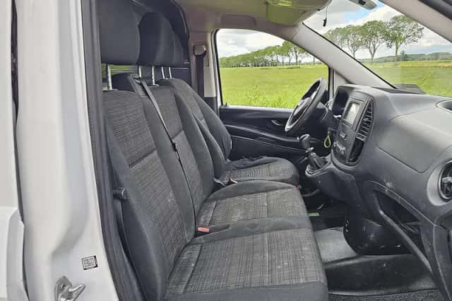 Mercedes-Benz Vito (2017) thumbnail 6