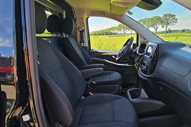 Mercedes-Benz Vito (2022) thumbnail 6