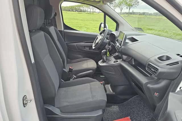 Opel Combo (2020) thumbnail 6
