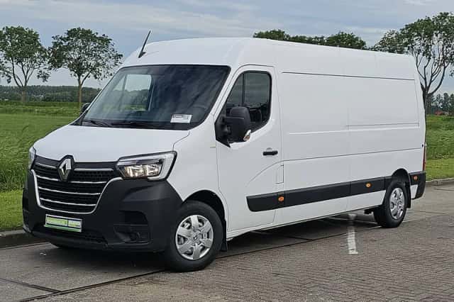 Renault Master (2024) thumbnail 2