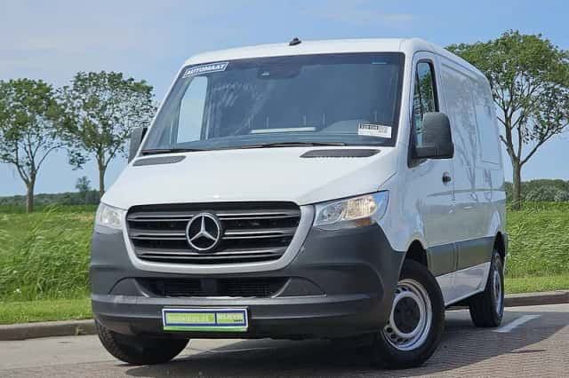 Mercedes-Benz Sprinter (2019) thumbnail 1