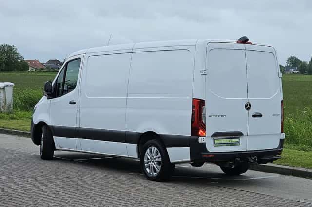Mercedes-Benz Sprinter (2021) thumbnail 5