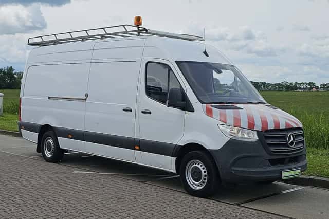 Mercedes-Benz Sprinter (2020) thumbnail 4