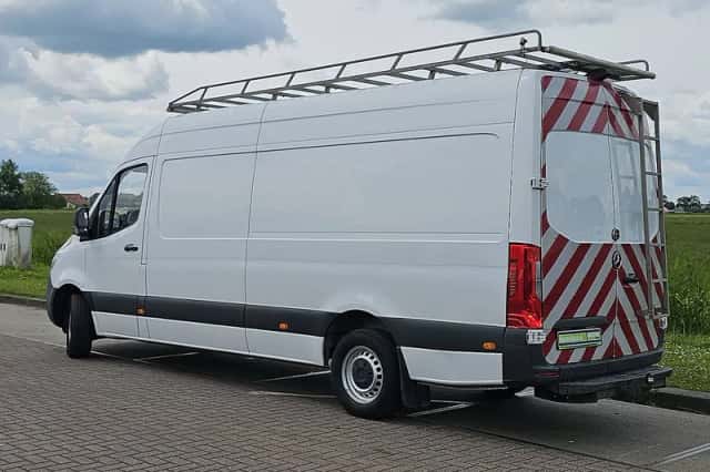 Mercedes-Benz Sprinter (2020) thumbnail 5