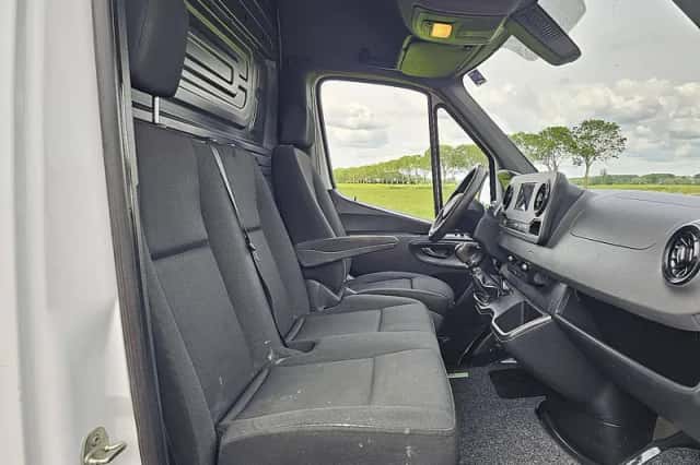 Mercedes-Benz Sprinter (2020) thumbnail 6