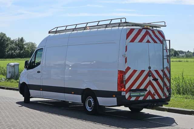 Mercedes-Benz Sprinter (2019) thumbnail 5