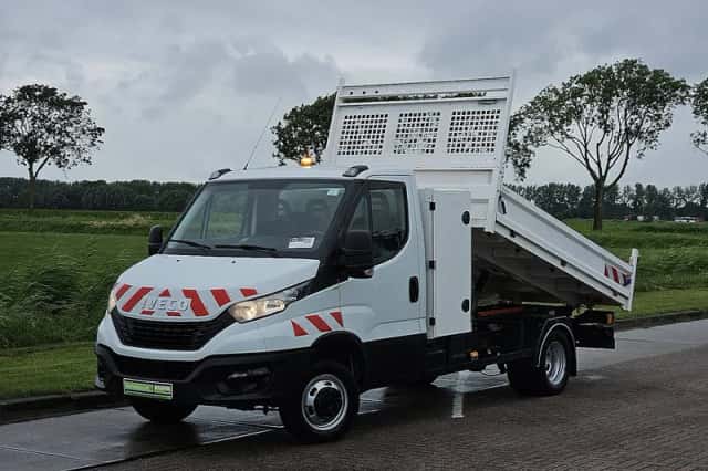 Iveco Daily (2021) thumbnail 2