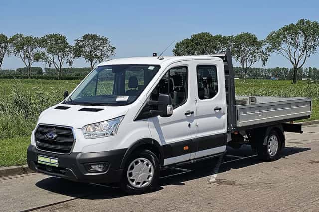 Ford Transit (2019) thumbnail 2
