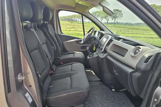 Renault Trafic (2019) thumbnail 6