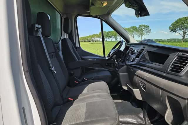 Ford Transit (2022) thumbnail 6