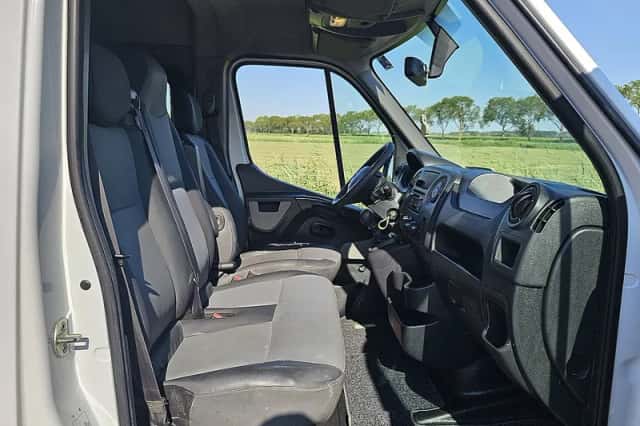 Renault Master (2018) thumbnail 6