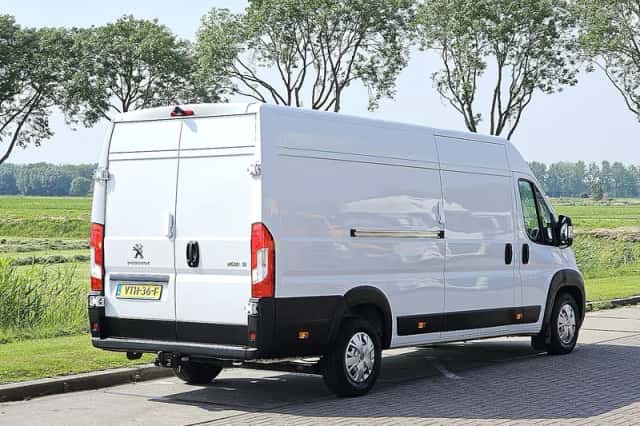Peugeot Boxer (2022) thumbnail 3
