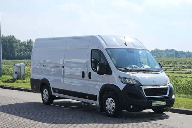 Peugeot Boxer (2022) thumbnail 4