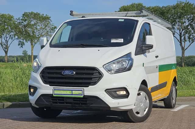Ford Transit (2021) thumbnail 1