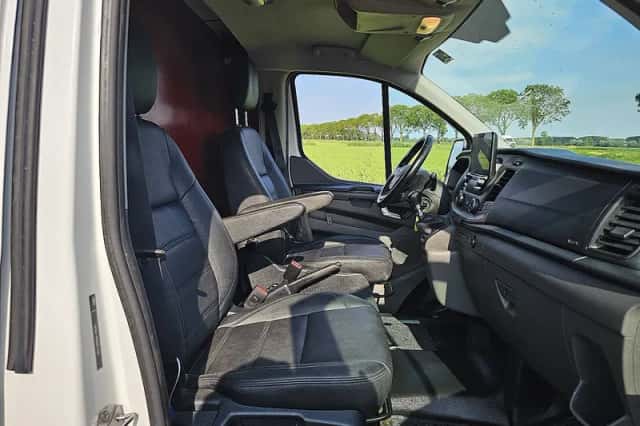 Ford Transit (2021) thumbnail 6