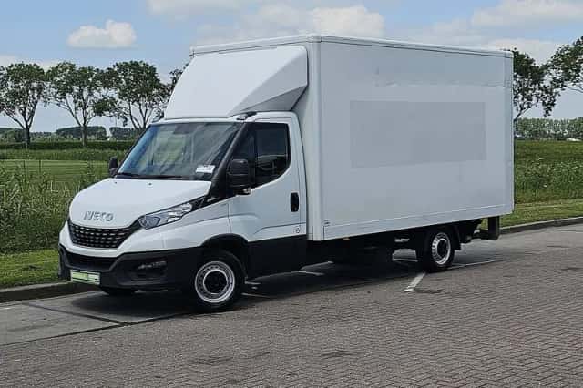 Iveco Daily (2021) thumbnail 2