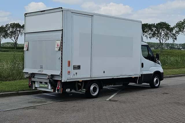 Iveco Daily (2021) thumbnail 3