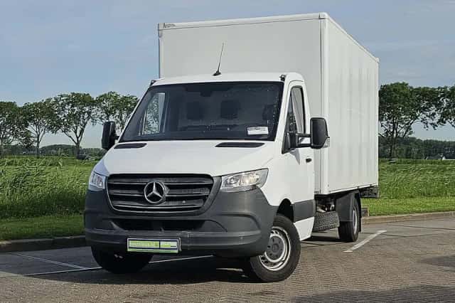 Mercedes-Benz Sprinter (2020) thumbnail 1