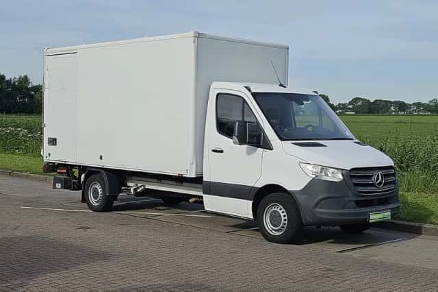Mercedes-Benz Sprinter (2020) thumbnail 4