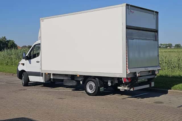 Mercedes-Benz Sprinter (2022) thumbnail 5