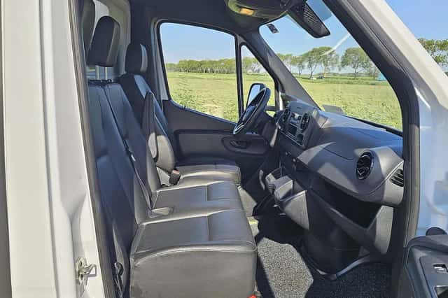 Mercedes-Benz Sprinter (2022) thumbnail 6