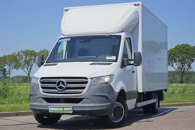 Mercedes-Benz Sprinter (2018) thumbnail 1