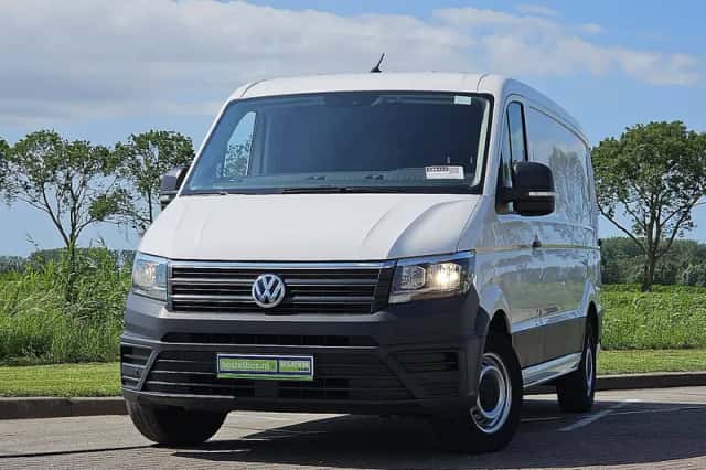 Volkswagen Crafter (2021) thumbnail 1