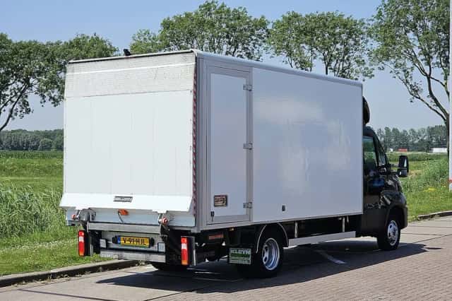 Iveco Daily (2024) thumbnail 3