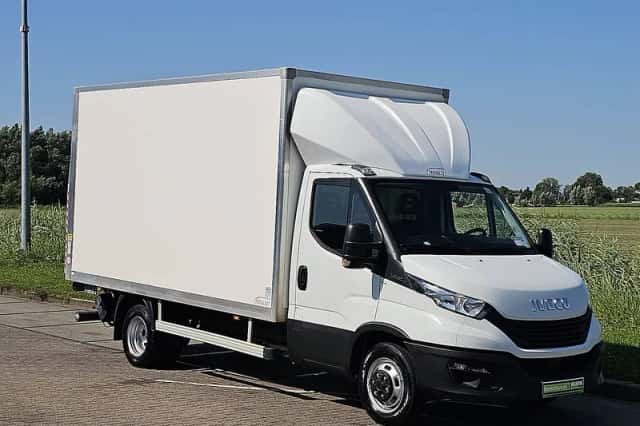Iveco Daily (2023) thumbnail 4